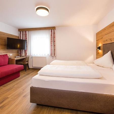 Alpenhotel Ernberg Reutte Kültér fotó